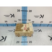 Блок предохранителей салонный Toyota Rav4 XA40 2016 82730-42811