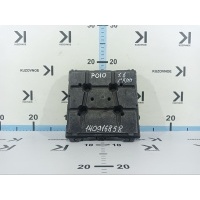 Блок комфорта Volkswagen Polo Mk5 2012 6RU937085B