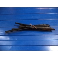 Уплотнитель Стекла Двери (Внутренний) Ford Fusion CBK 2007 1370168, 2N11-N25854-AP
