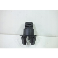 ODBÓJ REGULACJA MASKI MERCEDES A0019981440