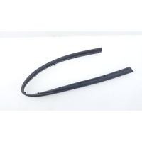 Уплотнитель капота Geely Monjaro KX11 2024 5032065700, 8890804281