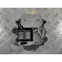 Подушка крепления КПП Audi A7 4G 2012 4G0399153A