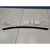 Накладка стекла передней левой двери Audi A4 B9 2015- 8W0837479