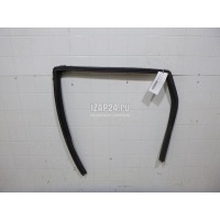 Уплотнитель стекла двери Nissan Qashqai (J10) (2006 - 2014) 82331JD00A