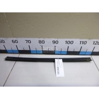 Уплотнитель стекла двери Nissan Qashqai (J10) (2006 - 2014) 82835JD000