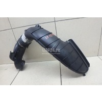 Патрубок воздушного фильтра BMW X5 E70 (2007 - 2013) 13717812060