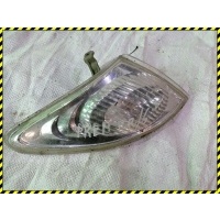 Поворотник правый Mazda Premacy 1 2000