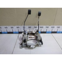 Блок педалей Hyundai-Kia Carens (2002 - 2006) 0K2JT43300D