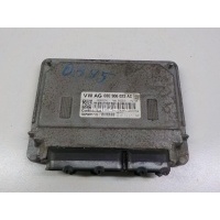 Блок управления двигателем VAG Fabia (2007 - 2015) 03E906023AC