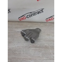 Кронштейн подушки безопасности Skoda Octavia A7 2019 5E0880196