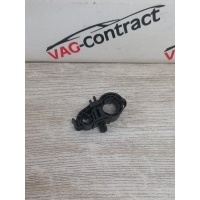 Крепеж Skoda Octavia A7 2019 5Q0820774