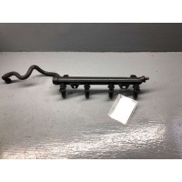 Топливная рампа Volkswagen Polo 4 2006 036133319BH,036906031AB
