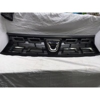 Renault dacia duster ii решетка 633102515r