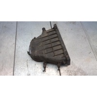 Корпус воздушного фильтра Volkswagen Golf 2 поколение 1989 051129607A
