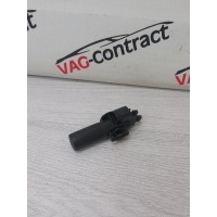 Демпфер бардачка Audi Q3RS 2014 8U1880324