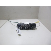 Блок управления отопителем Renault Megane III (2009 - 2016) 275105840R