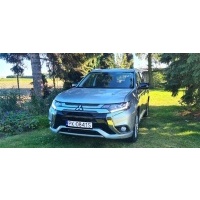 Mitsubishi outlander 2.0 plug - in hybrid 204 л.с. 4x4 - sawc