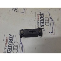 кронштейн (сопут. товар) Mercedes Benz W204 2007-2015 2012 A2042670040