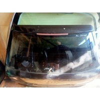 Стекло заднее Audi A4 B6 2003