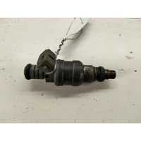 Форсунка топливная Volkswagen Passat B3 1989 037906031C