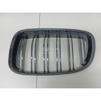 Решетка радиатора левая BMW 5-serie GT F07 (2009 - 2016) 51137200167