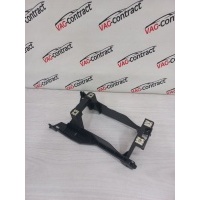 Кронштейн консоли Audi Q3RS 2014 8U0863531