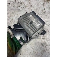 Блок управления двигателем Renault Megane 2 2007 8200509516