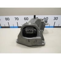 Опора двигателя правая Renault Duster 2012 112101351R