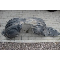 Mazda 3 подкрылок передняя правое bm 13 -
