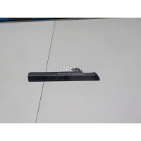 Накладка стекла переднего правого Land Rover Range Rover Evoque (2011 - 2018) LR035343