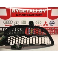 Заглушка (решетка) в бампер Volkswagen Touareg I (2002—2006) 2006 7L6853666B
