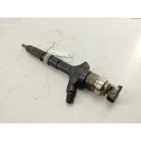 Форсунка топливная Toyota Corolla (2002-2007) 2003 23670-0G010
