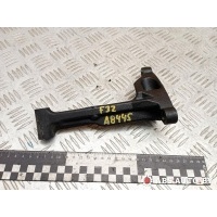 кронштейн двигателя Toyota RAV4 3 (XA30) 2012 3311842010