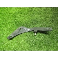 кронштейн амортизатора Ford Kuga 2008-2012 2012 1501883