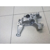 Кронштейн генератора Citroen-Peugeot Traveller 2016 9808696680