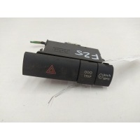 Кнопка аварийной сигнализации Toyota Prius 2 (2003-2008) 2004 758706