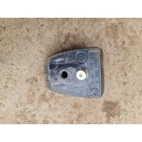 Ограничитель открывания двери Volkswagen Transporter 2008 7h0843311b