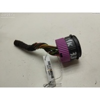 Разъем (фишка) проводки Зад. Прав. Volkswagen Sharan (2000-2010) 2002 3A0959740