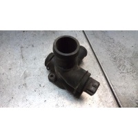 Фланец (тройник) системы охлаждения Volkswagen Jetta 2 поколение 1987 037121132B