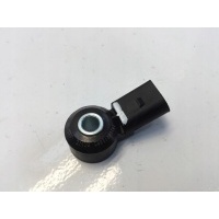AUDI Q2 81A 1.0 TSI 21 CZUJNIK STUKOWY 030905377D