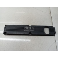 Накладка декоративная Hyundai-Kia Sportage (1993 - 2006) 0K013102F1B