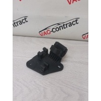 Кронштейн трубок кондиционера Audi Q3RS 2014 8U0260759A
