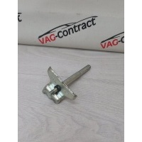 Крепление аккумулятора Audi Q3RS 2014 7L0915138C