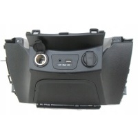Экран полка консоль разъем usb hyundai i30 ii