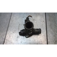 Фланец (тройник) системы охлаждения Volkswagen Passat B3 1991 068121133AB