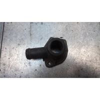 Фланец (тройник) системы охлаждения Volkswagen Passat B3 1990 026121145M