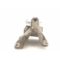 Кронштейн двигателя Audi A4 B8 2008 8K0199307AS, 8K0199387N