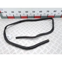 Уплотнитель капота Audi A6 C6 (2004-2011) 2006 ,4F0823731A