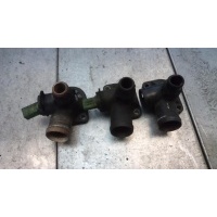 Фланец (тройник) системы охлаждения Volkswagen Passat B5 1999 06B121133A