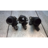 Фланец (тройник) системы охлаждения Seat Altea 1 поколение 2007 06F121131C